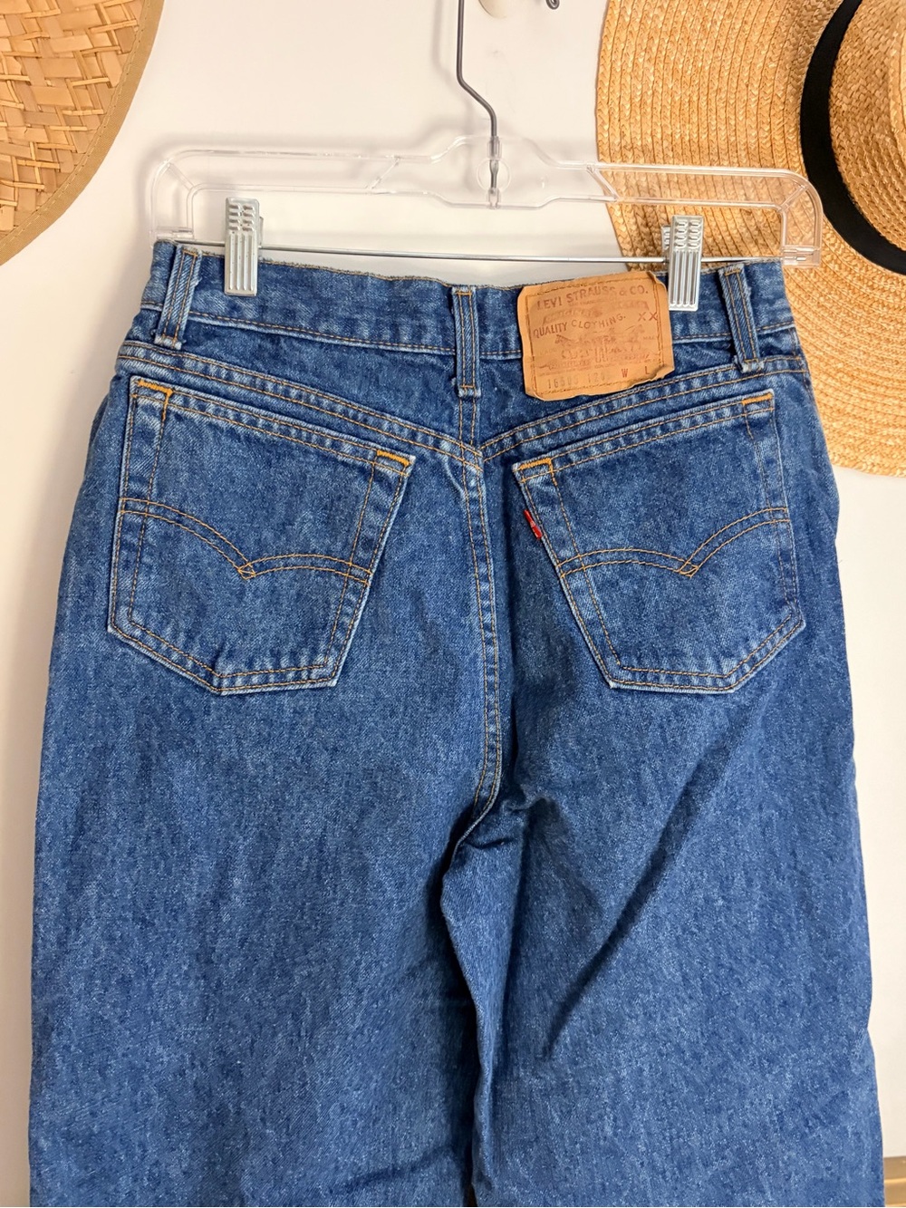 Levi’s Vintage 1987 16505-1206 ‘Mom Jeans’ • Made in USA • High Rise 80s Denim